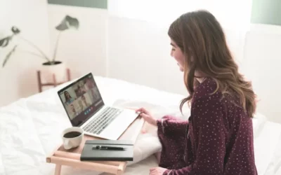 Les réunions Zoom : Guide de survie pour entrepreneur en pyjama